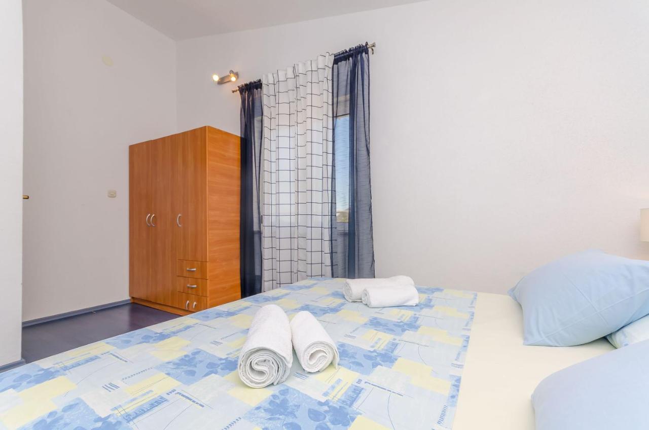 Apartments Zdenka Donji Okrug  Esterno foto